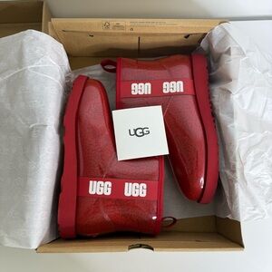 NEW UGG Kids Classic Clear Mini II Boots Size 5 Red Waterproof Rainboots